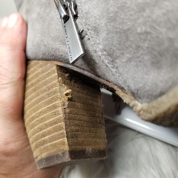 Vince Camuto booties with fringe gray heel - Picture 7 of 10